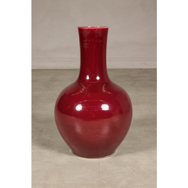 Vintage Chinese Oxblood Porcelain Vase with Long Neck and Baluster Form For Sale - Image 10 of 16