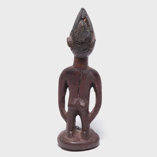 Tribal Nigerian Yoruba Ibeji Twin Figure, C. 1950 For Sale - Image 3 of 5