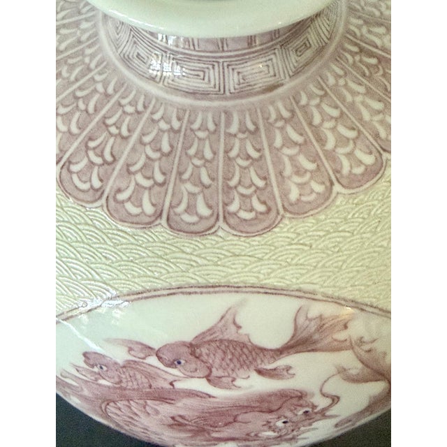Late 19th Century Fine Japanese Porcelain Vase with Carving by Makuzu Kozan Meiji Period For Sale - Image 5 of 18