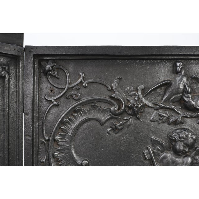 Gray Antique Rococo Style Fireback in Cast Iron, France, 1780 For Sale - Image 8 of 16