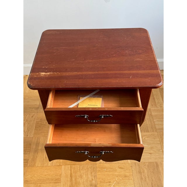 Ethan Allen French Provincial 2-Drawer Side Table, Cherry Finish, Cabriole Legs, Made in Usa For Sale - Image 14 of 18