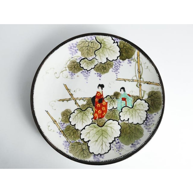 Meiji Hand-Painted Kutani Porcelain Charger with Women and Vine Arbor, 1920s For Sale - Image 18 of 18