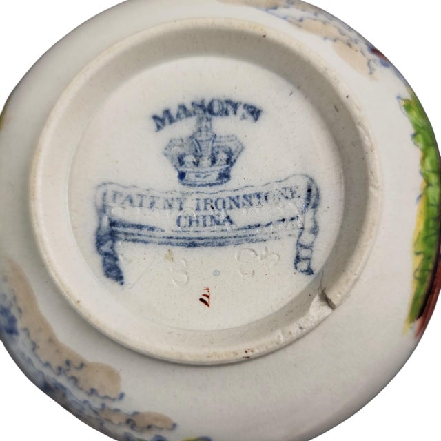 Earthenware Posy Vases with Bird and Peony Pattern from Mason's, 1900s, Set of 2 For Sale - Image 9 of 13