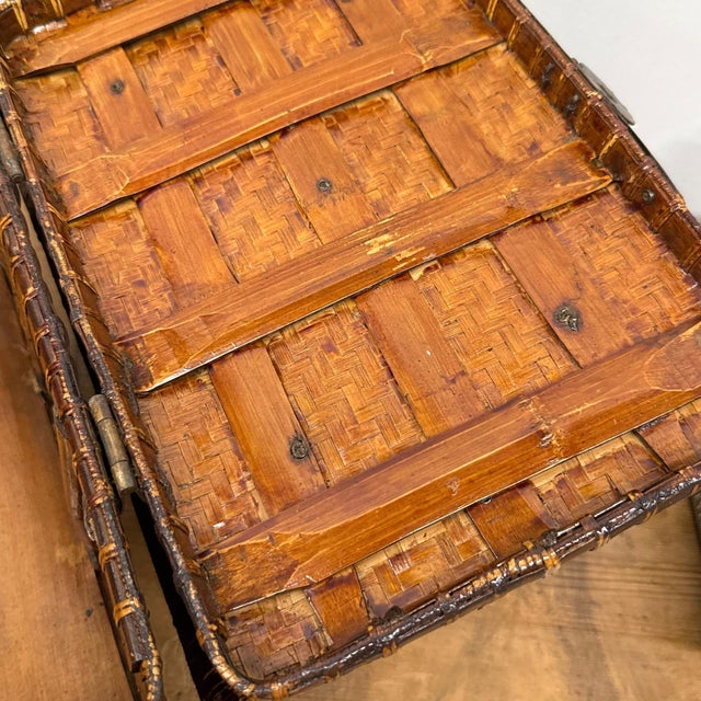 Woven Rectangular Picnic Basket with Handle & Hinged Lid For Sale - Image 4 of 14