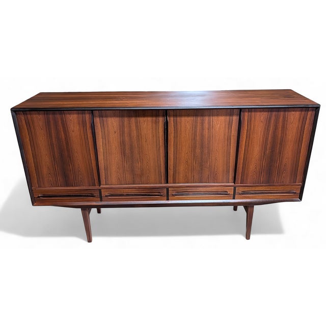 Mid-Century Modern 1950s Rosewood Credenza For Sale - Image 3 of 6