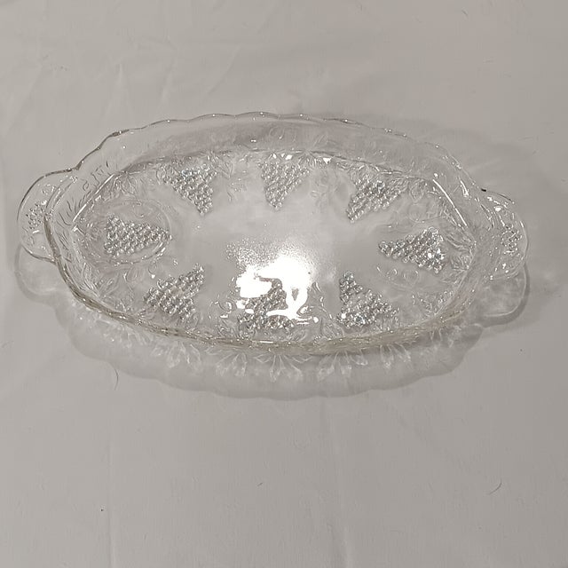 Mid 20th Century Vintage Anchor Hocking Grapes and Leaves Clear Glass Luncheon Snack Serving Plate Set- 8 Pieces For Sale - Image 5 of 8