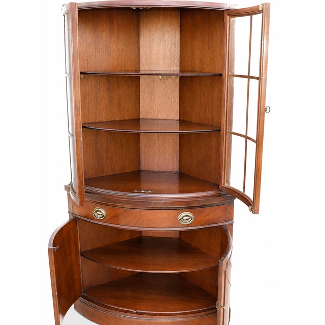 Wood 1950s Vintage Drexel New Travis Court Bow-Front Corner China Cabinet For Sale - Image 7 of 13