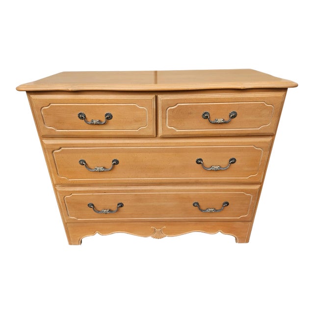 1990s Ethan Allen French Country Dresser Bachelors Chest of Drawers Console Bisque For Sale
