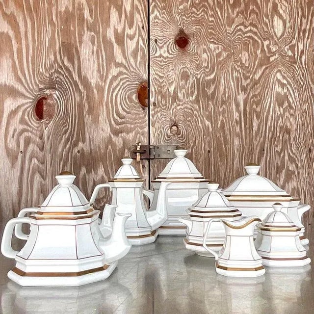 Alabaster Vintage Gallo Galerie De Porcelaine “Lombardi Medici” Service for 12- 61 Pieces For Sale - Image 8 of 9