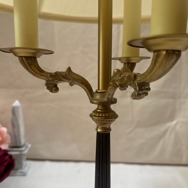 1970s Skinny Brass Lion Footed Table Lamp For Sale In Atlanta - Image 6 of 10