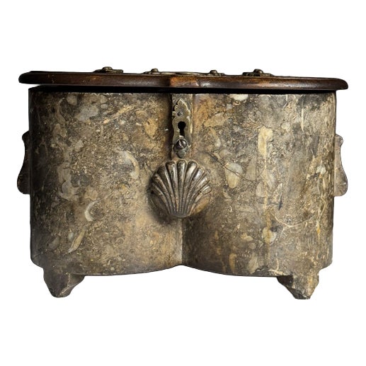 Viscera Box in Marble, 18th Century For Sale