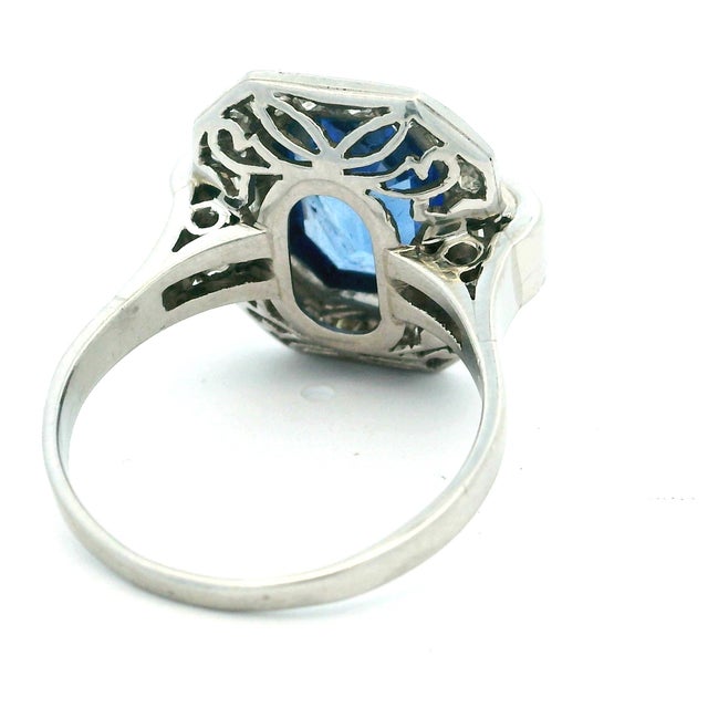 Royal Blue 1930s Art Deco Platinum Ceylon Sapphire and Diamond Ring With Gia Certified 2.50 Carat, Size 7.5 For Sale - Image 8 of 12
