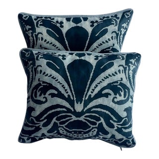 Pair of Blue Caravaggio Patterned Fortuny Pillows For Sale