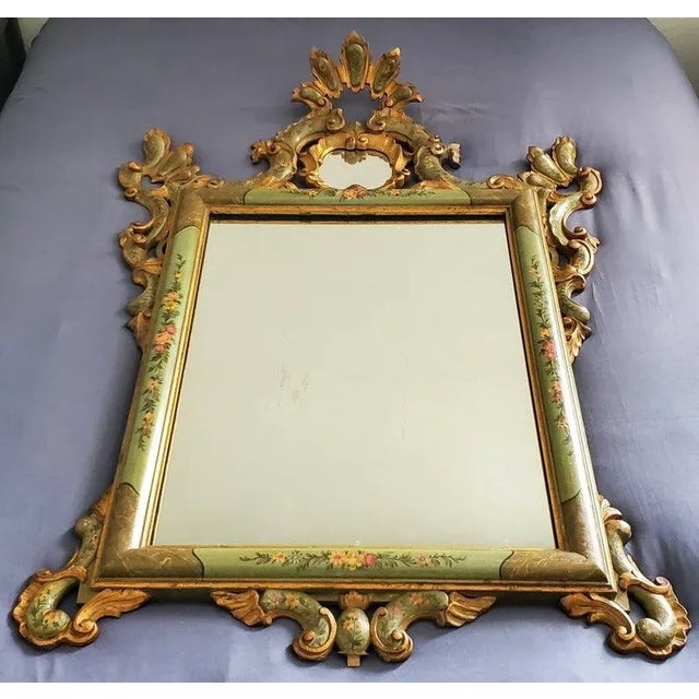 Antique Venetian Rococo Style Carved Polychrome Painted Green Gilt Wood Frame Wall Mirror For Sale - Image 4 of 11