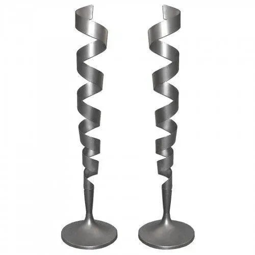 Pair of spiral Modernist floor lamps, Aluminium frame. Design attributed to Tom Dixon. Conditions: perfect. Measurements:...