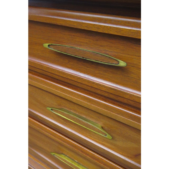 Mid 20th Century Modern Long Dresser Sideboard Bathroom Vanity 6221 For Sale - Image 11 of 18