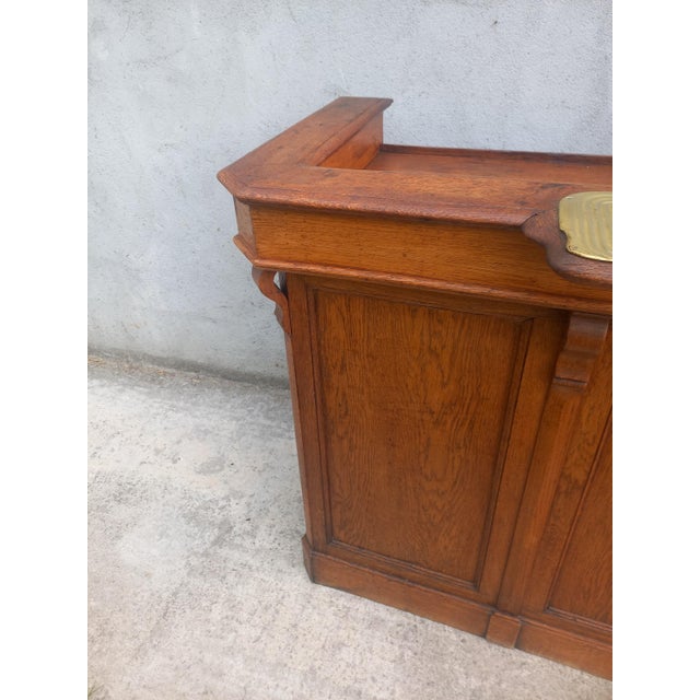 Vintage Trade Counter in Oak, 1890s For Sale - Image 3 of 18