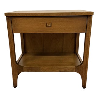 Broyhill Brasilia Mid-Century Walnut Nightstand For Sale
