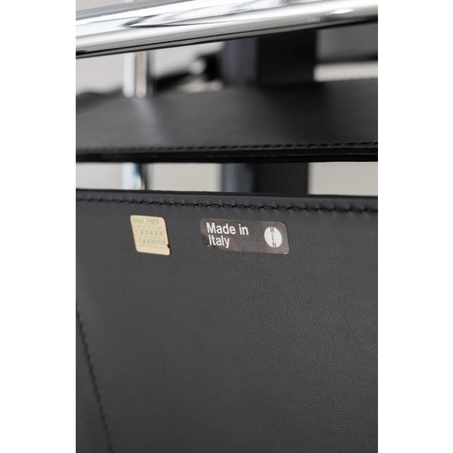 Mid-Century Modern B3 Wassily Lounge Chair in Black Leather by Marcel Breuer, 1980s For Sale - Image 3 of 11