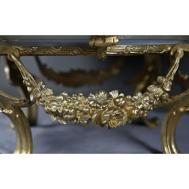 Large Imari Porcelain Bowl with Bronze Mount, Japan, Late 19th Century For Sale - Image 13 of 18
