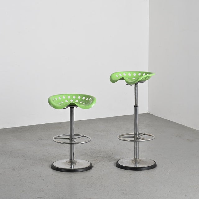 Pair of stools designed in the 1970s by Etienne Fermigier. A tribute to our farmers and their tractors! The chrome-plated...