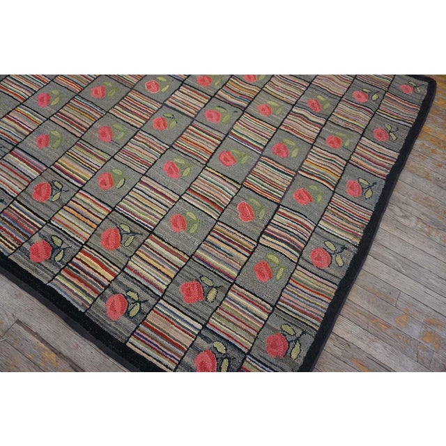 Early 20th Century 1930s Multicolor Floral Folk Art American Hooked Rug 5'5" X 7'9" Handknotted Wool Carpet For Sale - Image 5 of 10