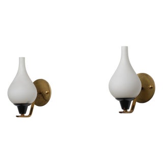 Vintage Italian Wall Sconces in Brass and Opaline Glass, 1950s, Set of 2 For Sale