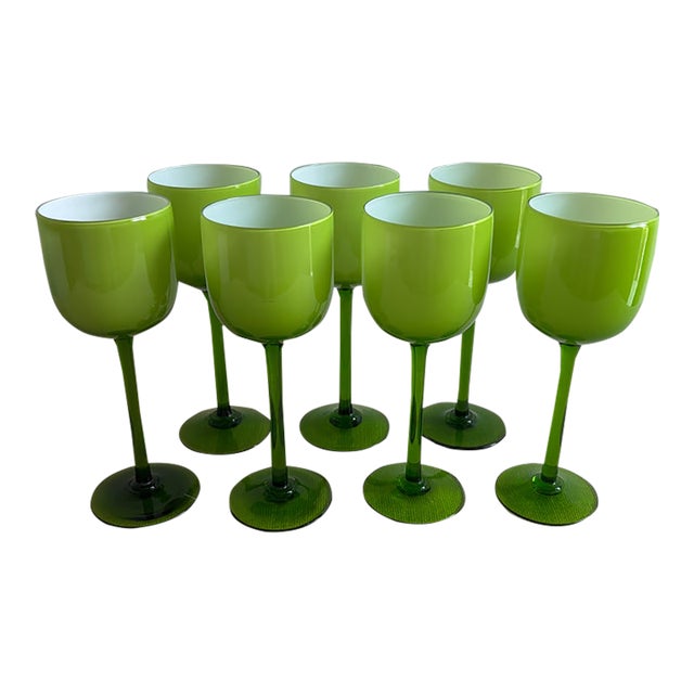7 VTG Murano Lime Chartreuse Green Cased Long Stem Wine Glasses Carlo Moretti For Sale