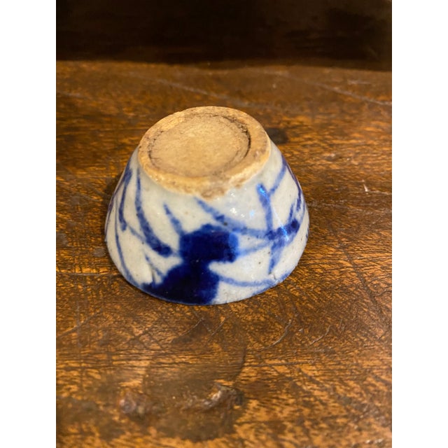 Small 19th Century Chinese Porcelain Blue & White Wine Cup For Sale In New York - Image 6 of 9
