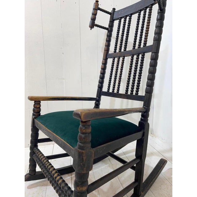 Early 19th Century Bobbin Rocking Chair from Lancashire, 1830s For Sale - Image 5 of 14