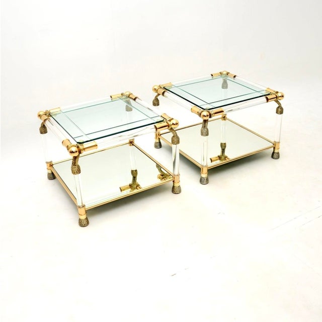 Mid-Century Modern Vintage Spanish Acrylic and Glass Side Tables from Curvasa, 1970s, Set of 2 For Sale - Image 3 of 10