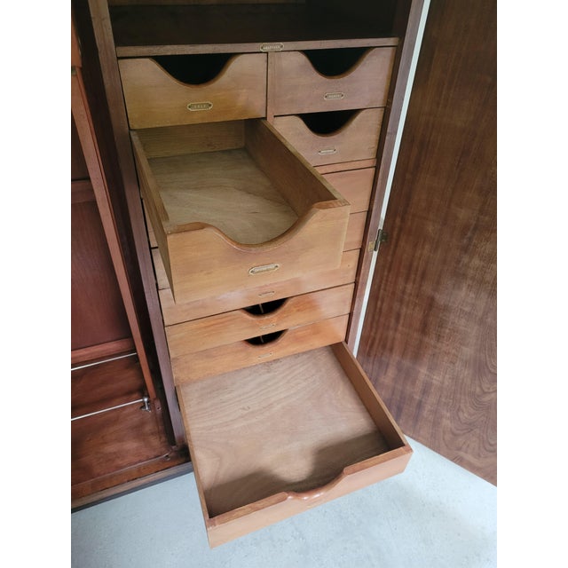 Brown Wardrobe by Le Corbusier for Innovation Paris, 1931 For Sale - Image 8 of 18