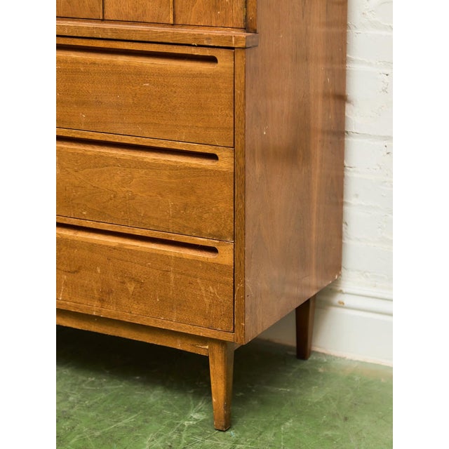 Mid 20th Century American of Martinsville Highboy Dresser For Sale In Los Angeles - Image 6 of 12