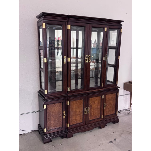 Universal Furniture Circa 1996 Universal Furniture Imperial Dynasty Oriental Style Display Cabinet For Sale - Image 4 of 12