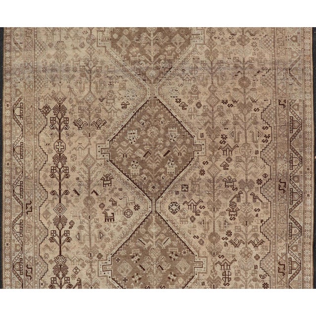 Persian Shiraz Rug With Vertical Sub-Geometric Medallions in Earth Tones For Sale - Image 4 of 15