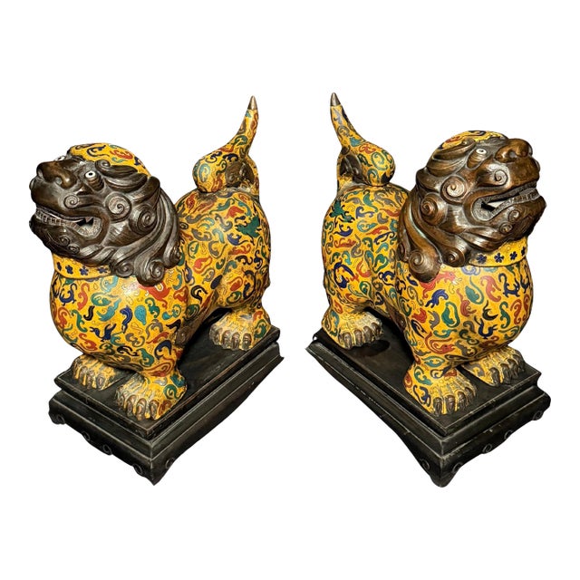 Early 20th Century Pair Of Chinese Cloisonne Enamel Foo Lion Censers For Sale