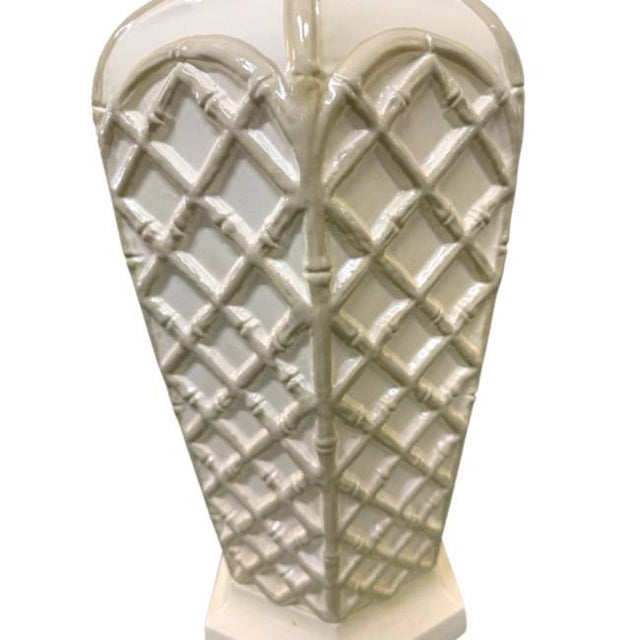 Mid 20th Century Vintage Faux Bamboo Palm Beach Regency Glazed Ceramic Lamps – Pair For Sale - Image 5 of 9