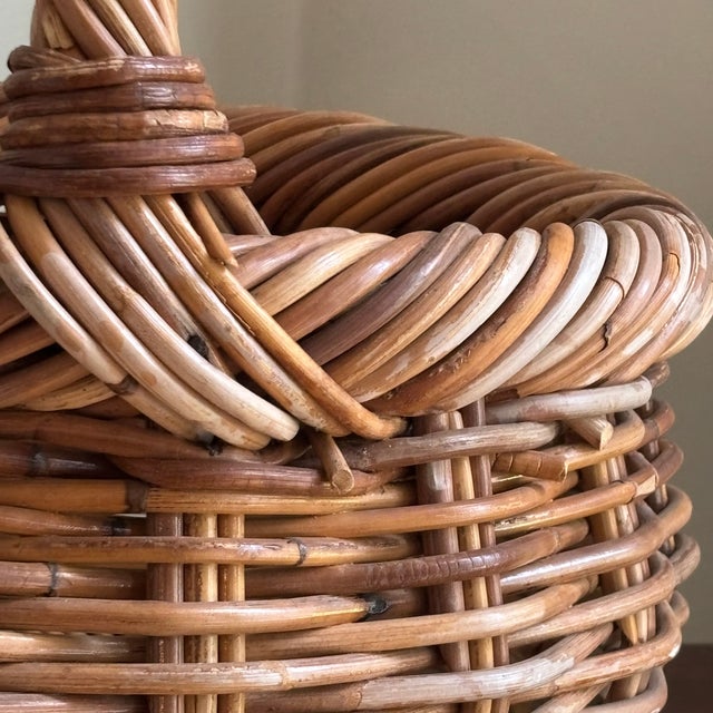 Large French-Style Round Wicker Basket For Sale - Image 4 of 16