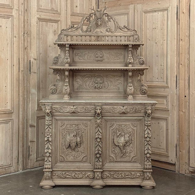 Renaissance 19th Century French Renaissance Hunt Buffet in Stripped Oak For Sale - Image 3 of 18