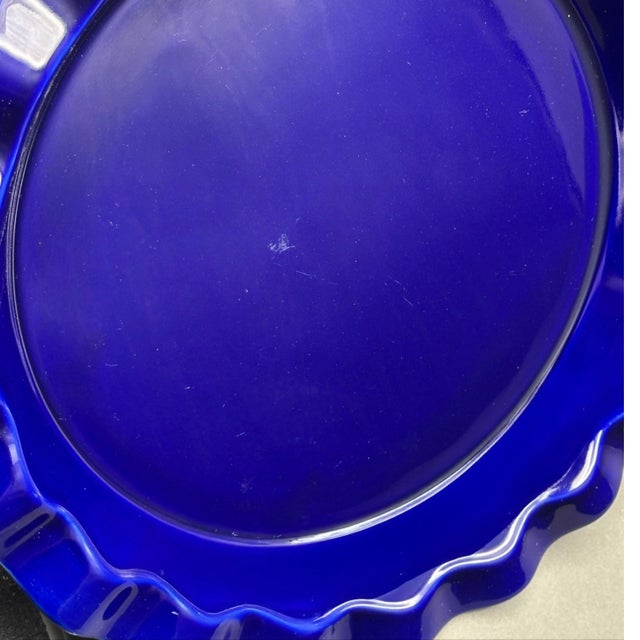 Vintage 14-Inch Cobalt Blue Stoneware Ruffled Pie Dish With Scalloped Rim For Sale - Image 9 of 9