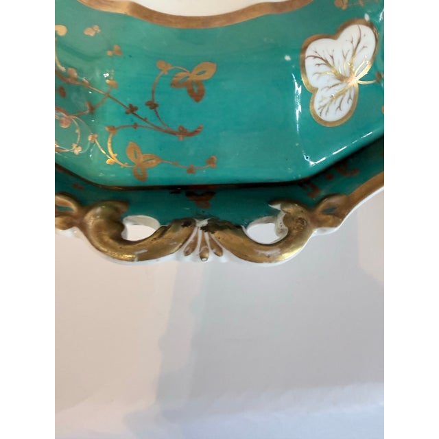 Green 19th Century Old Paris Porcelain Covered Entrée Dish – Green With Hand-Painted Florals & Gilt Decoration For Sale - Image 8 of 8