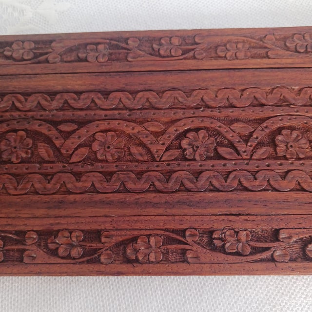 1960s ​Mid-Century Hand-Carved Sheesham Wood Expanding Book Slide - Anglo-Indian For Sale - Image 5 of 6