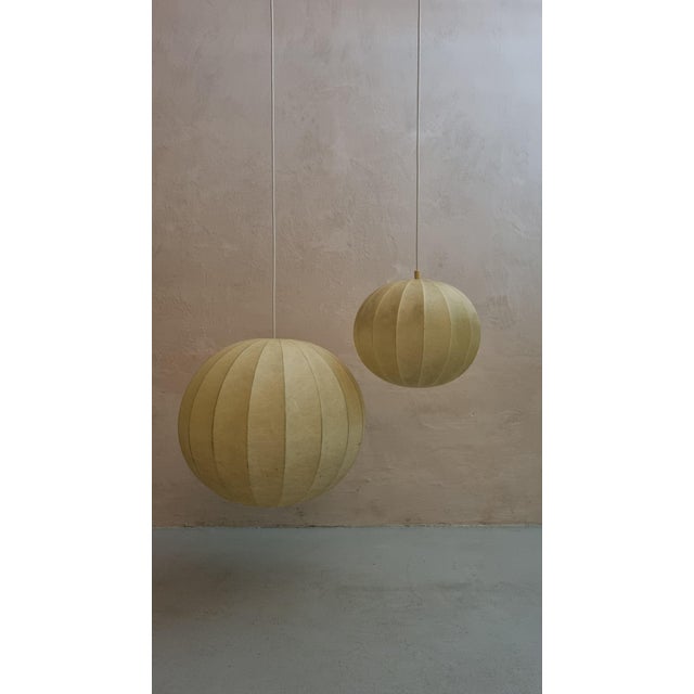 1960s Italian Cocoon Pendant Lamps, 1960s, Set of 2 For Sale - Image 5 of 7