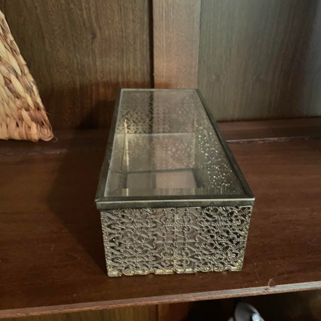 Hollywood Regency 1980s Reticulated Brass Jewelry Box With Mirror and Beveled Glass Accents For Sale - Image 3 of 10