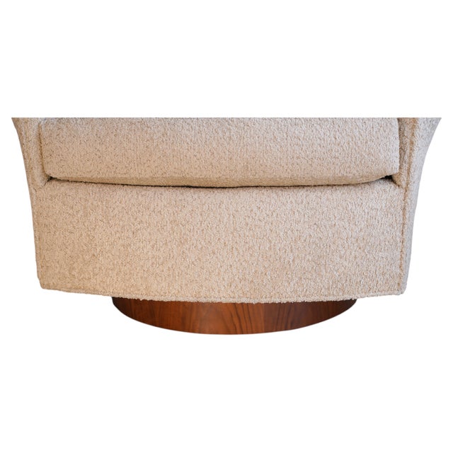 Mid-Century Modern Pair of Adrian Pearsall Tilt Swivel Lounge Chairs in Oatmeal Bouclé, C. 1960s For Sale - Image 3 of 15