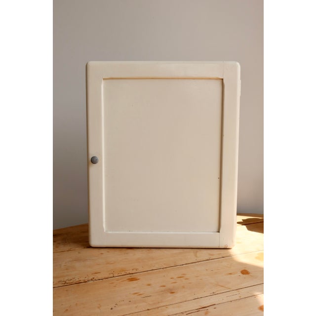 Vintage Wall-Mounted Medicine Cabinet in Ivory-Painted Wood, 1970s For Sale - Image 9 of 9