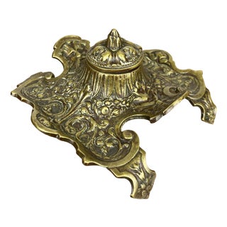 Vintage French Style Ornate Decorative Desk Ink Pot Holder For Sale