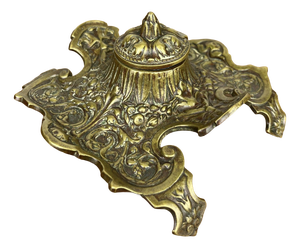 Vintage French Style Ornate Decorative Desk Ink Pot Holder