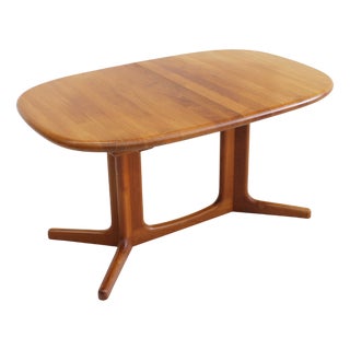 Vintage Danish Oval Extendable Dining Table in Teak from Glostrup, 1960s For Sale