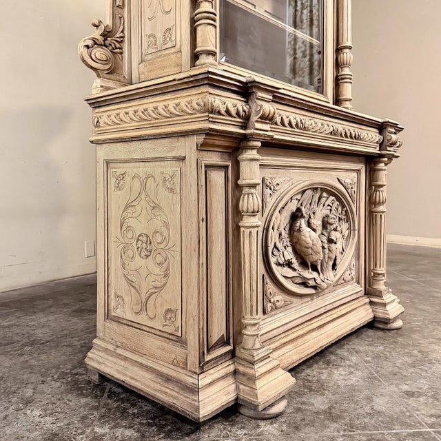 19th Century French Renaissance Revival Bookcase ~ Bibliotheque in Stripped Oak For Sale - Image 18 of 18